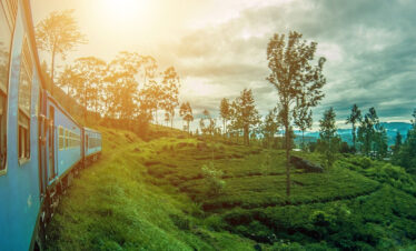 Ella train ride in Sri Lanka